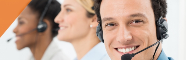 Trabalhar em tele atendimento pode impulsionar sua carreira com habilidades valiosas e oportunidades reais de crescimento profissional.